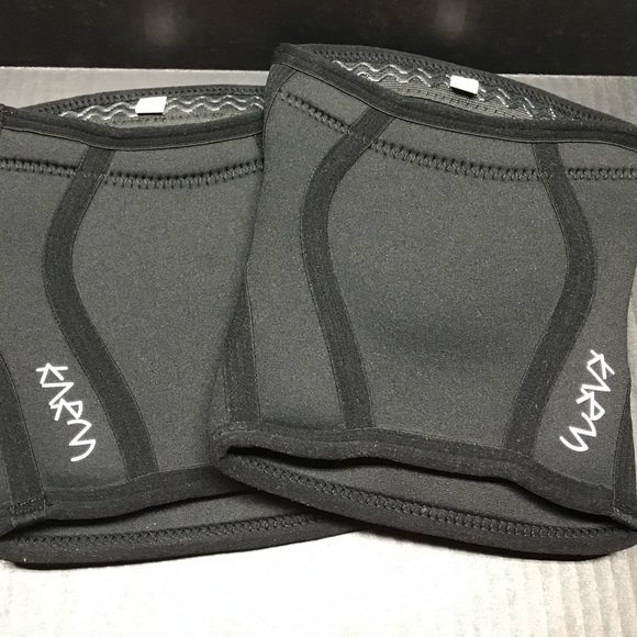 KARM Knee Sleeves - Picture 3 of 9